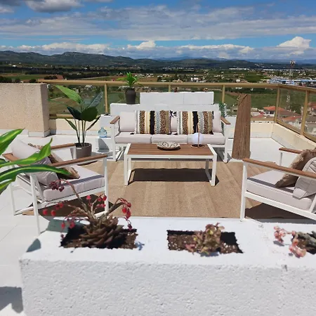 Atico Con Vistas Panoramicas Y Gran Terraza *